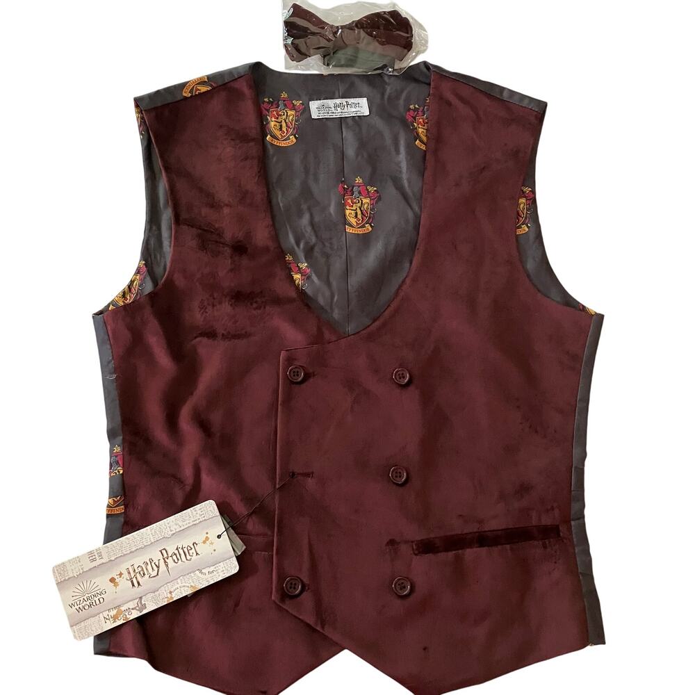 Men’s Harry Potter Deluxe Vest Gryffindor Size Medium